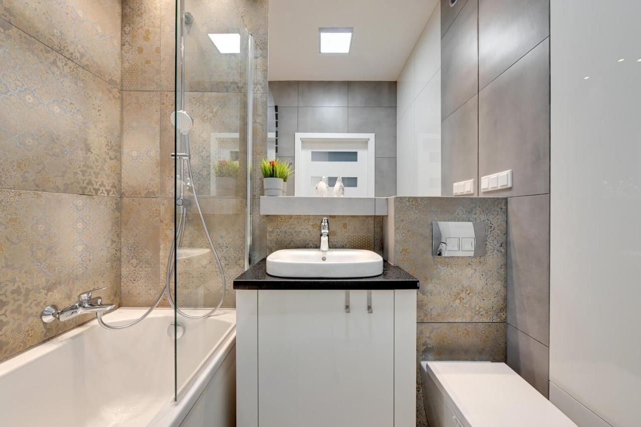 Maximus Apartment By Triapart Danzica Esterno foto